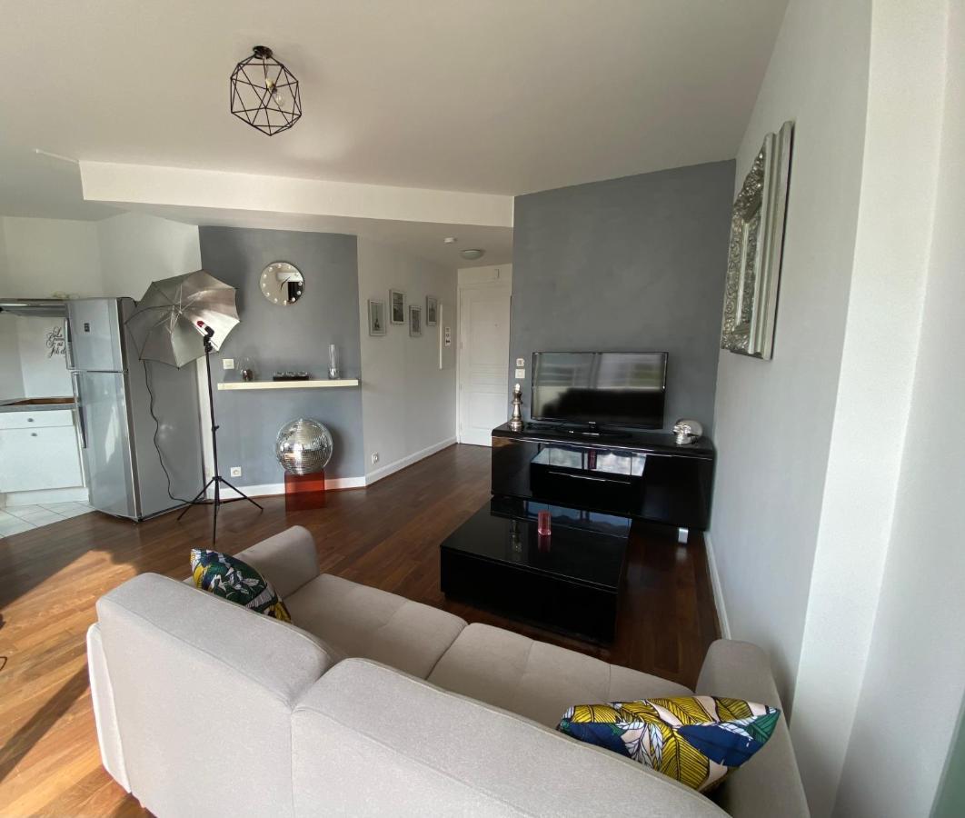 Charmant Appartement En Bord De Cher サン・タヴェルタン エクステリア 写真