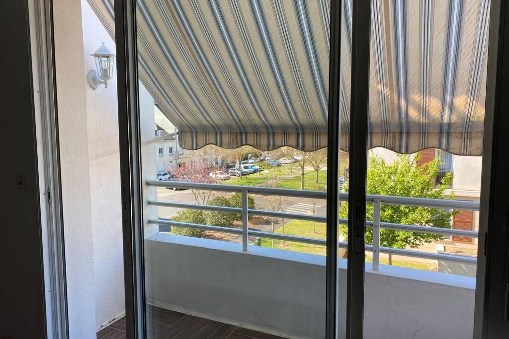 Charmant Appartement En Bord De Cher サン・タヴェルタン エクステリア 写真